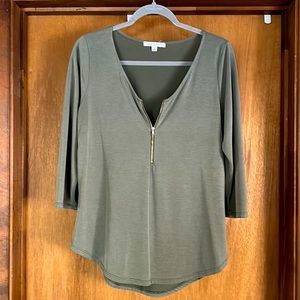 Women’s green zip shirt